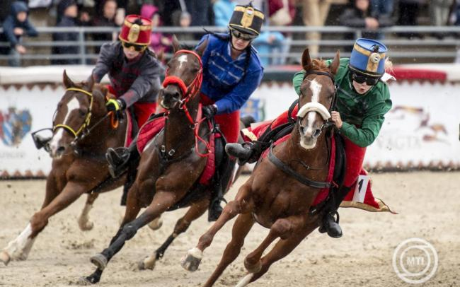 Ügyességi és gyorsasági lovasprogramokkal is várja a közönséget a Nemzeti Vágta