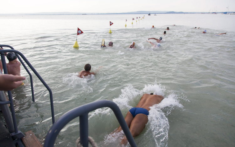 Már csak 30 nap a 36. Balaton-átúszás rajtjáig